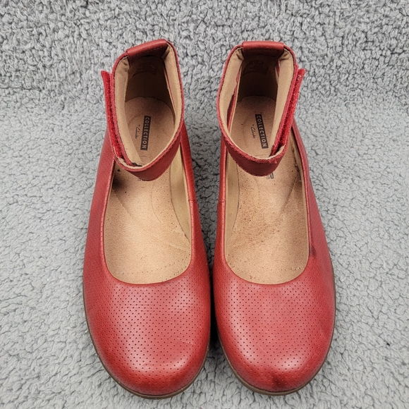 Clarks Collection Red Leather Flats Medora Nina Ankle Strap Womens Shoes 9.5W. - Picture 11 of 11